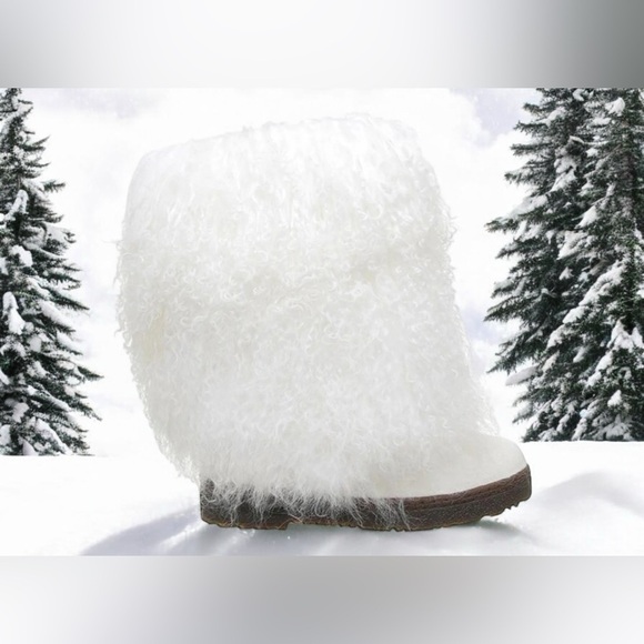 BearPaw Shoes - Bearpaw NWT- Women's Boetis ll Winter Boots (1294W 010) in White Sz 7 & 8